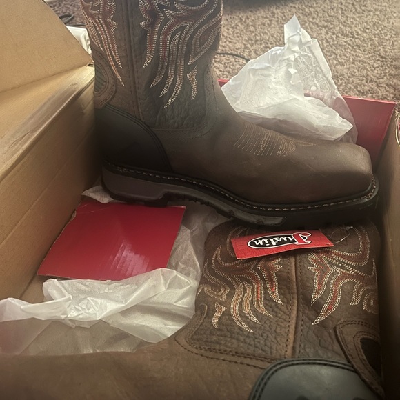 Brand New Steel Toe Justin Boots 10.5 IN BOX - Picture 2 of 3